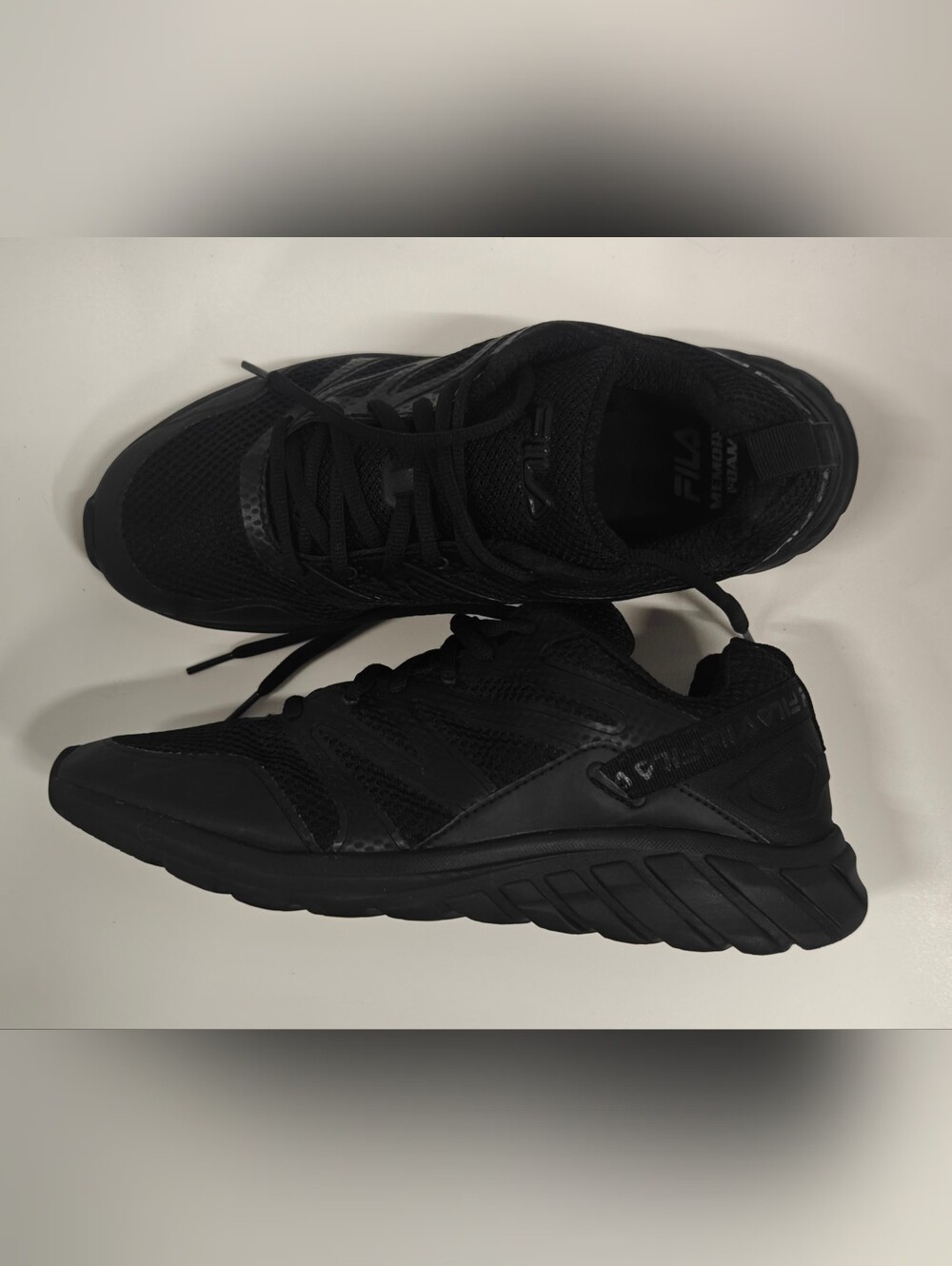 FILA Memory Foam Panorama Running Shoes Men’s Size 9 Triple Black Athletic Sneak